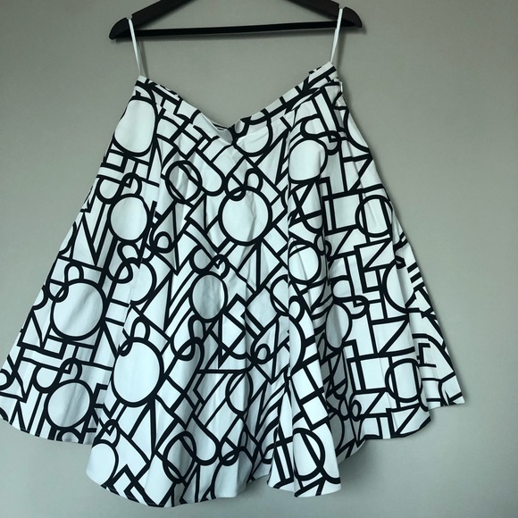 RAOUL SKIRT - 🚫SOLD🚫 - Picture 3 of 7